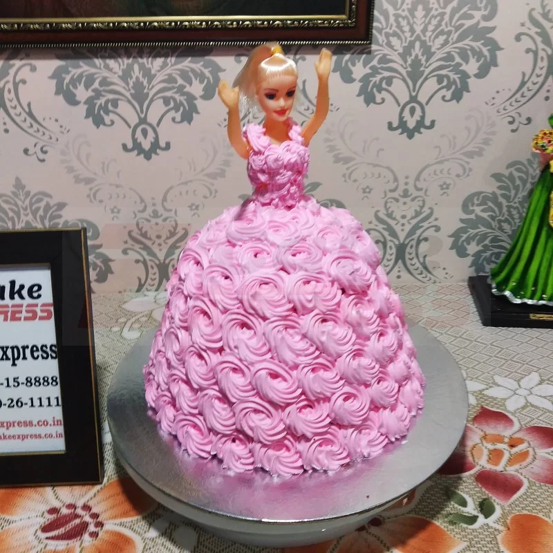 Rose discount doll cake